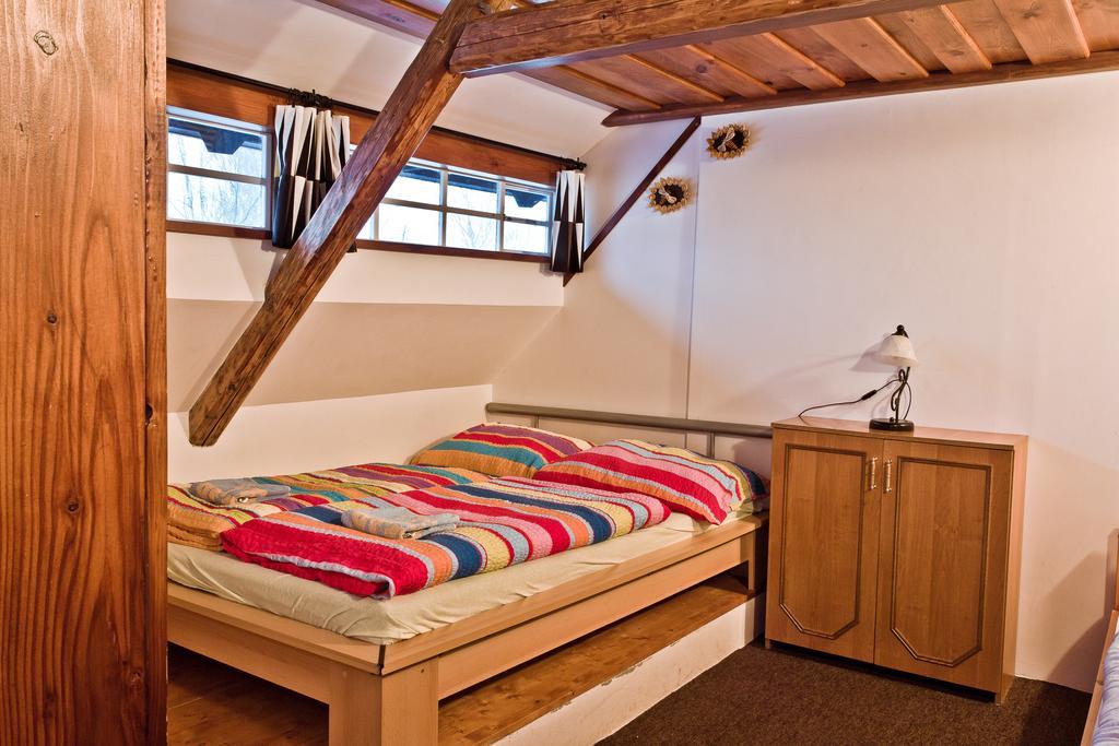 Penzion Pod Zeleznym Vrchem Chribska Room photo